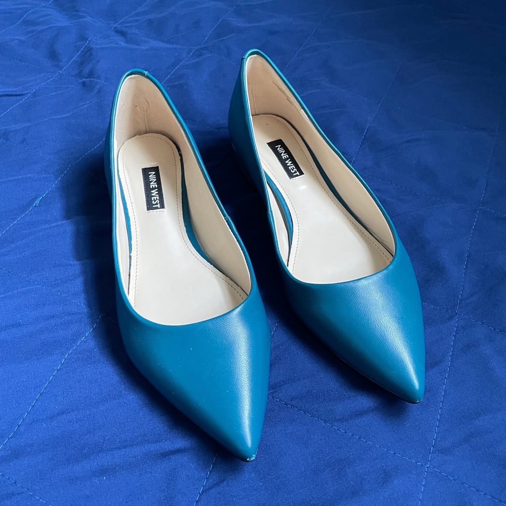Nine West Aqua Slips 6.5